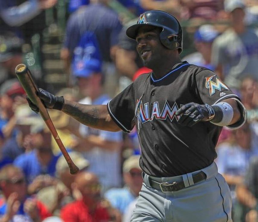 5-0. Ozuna pega un grand slam en el triunfo de los Cardenales sobre los Piratas
