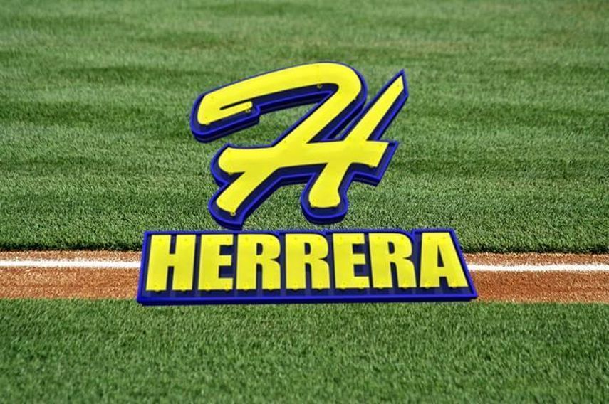 Herrera exhibe su poder y se lleva el Clásico ante Los Santos.