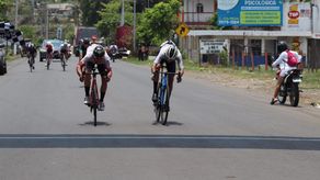 Narváez ganó la primera etapa del Giro de Italia de la vuelta BANTRAB en Guatemala.&nbsp;