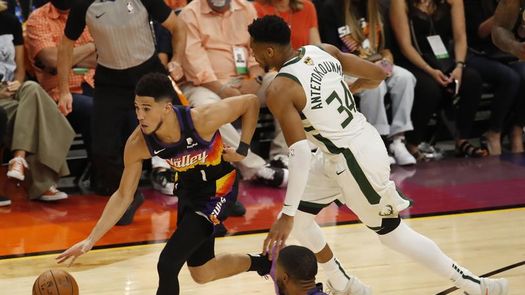 118-105: Los Suns se anotan el primer partido de las Finales ante los Bucks