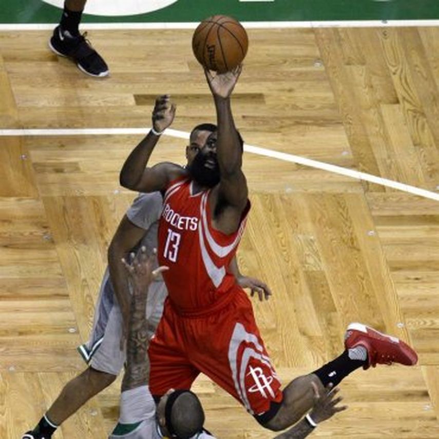 116-111. Harden logra doble-doble y afianza a los Rockets