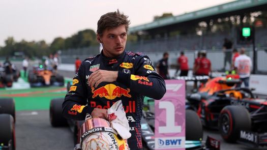 Verstappen: “No creo que podamos desafiar a Mercedes”