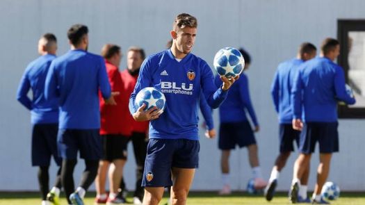 El Valencia, obligado a ganar para no despedirse ya de los octavos de final