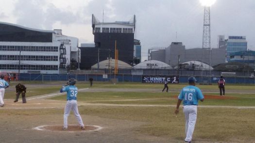 Colón superó a Veraguas en un agitado partido