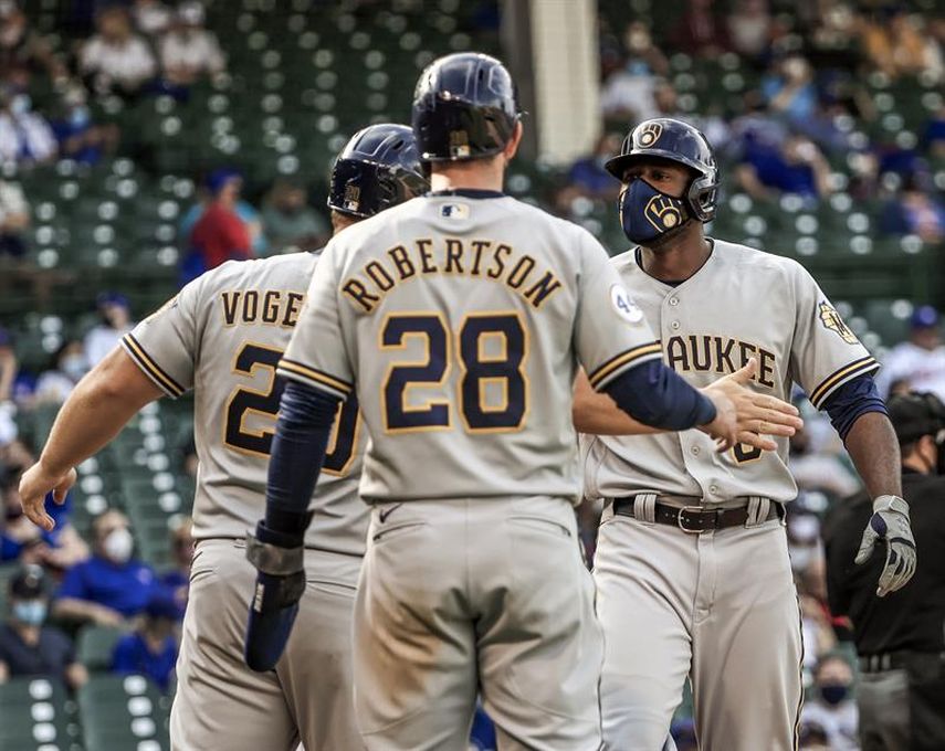 7-6. Vogelbach sella con imparable el triunfo de los Cerveceros