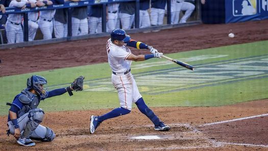 4-3. Correa pega cuadrangular ganador y los Astros fuerzan el Sexto Partido