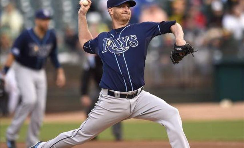 6-2. Cobb lanza sólido y derrota a los Medias Rojas