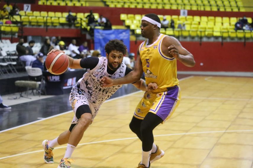 Atlético Nacional sorprende a Correcaminos, en el inicio de la semifinal de la LPB