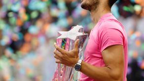 {alttext(,Carlos Alcaraz gana Indian Wells y recupera el #1)}