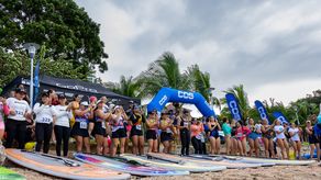 WAA Panamá reafirmó su compromiso con la sostenibilidad oceánica y el liderazgo femenino en una experiencia que unió natación, paddle y conciencia ambiental.