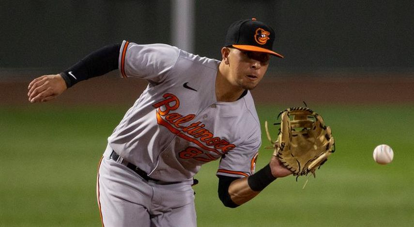 5-4. Urías pega rodado y empuja el triunfo de los Orioles