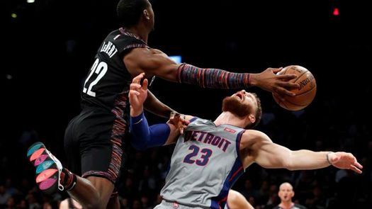 119-97. LeVert lidera el triunfo de los Nets