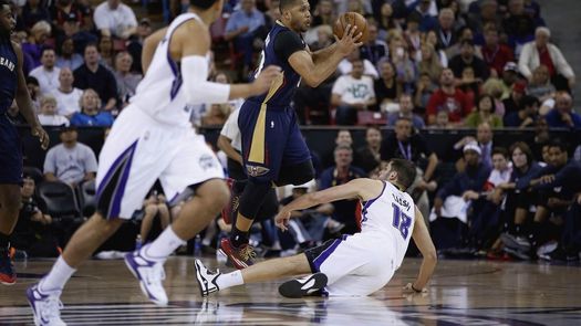 95-101. Gordon acerca a los Pelicans a las finales