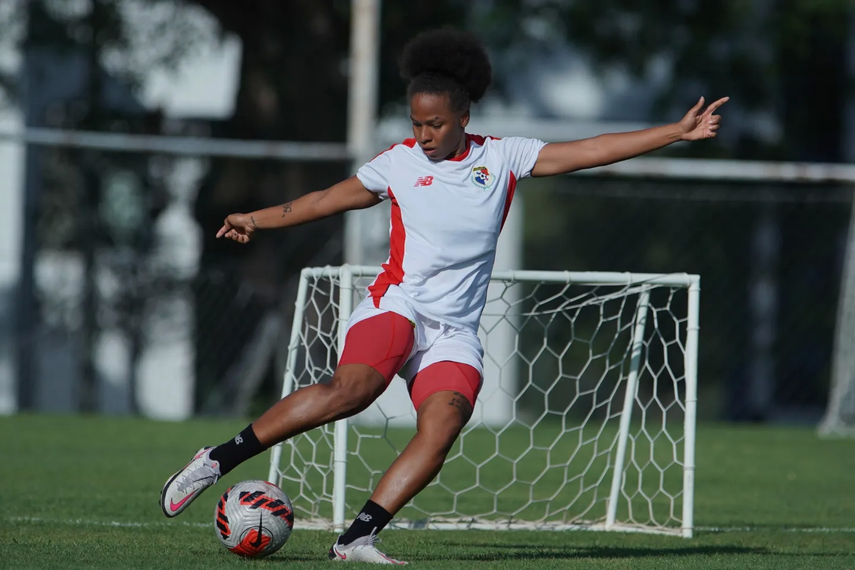 Panamá femenina: A medirse ante la selección de Canadá