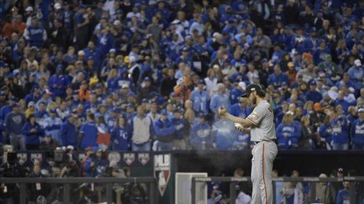 6-1. Bumgarner dirige con sus envíos el triunfo de los Gigantes