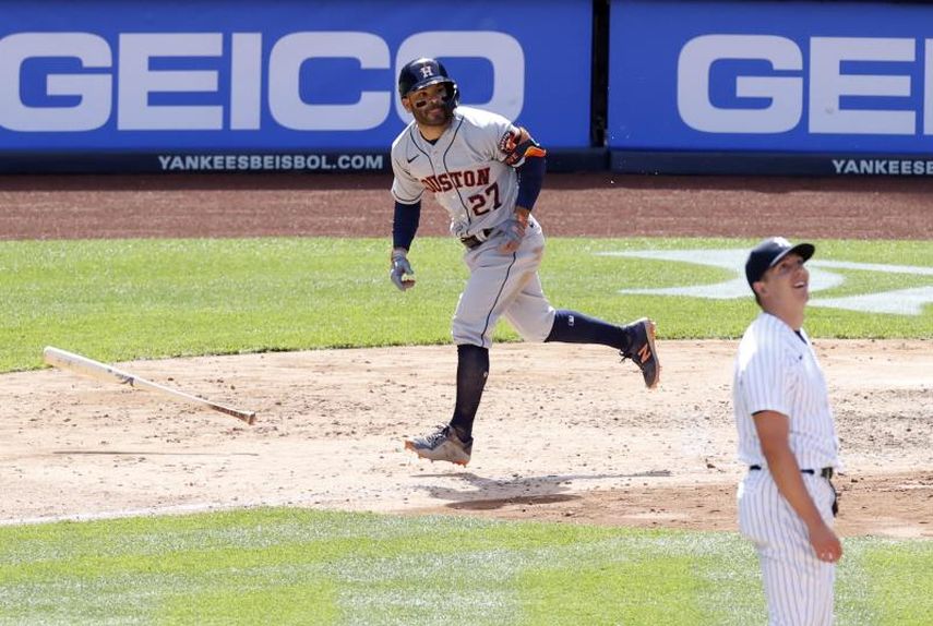 5-1. García y Altuve se combinan y derrotan a los Medias Rojas