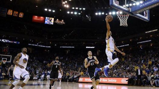 Warriors marchan imparables; vuelve Durant con derrota y triunfo de Mavericks