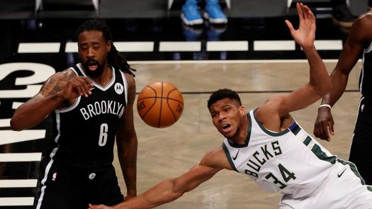 125-123. Harden y Durant le ganan el primer duelo a Antetokounmpo