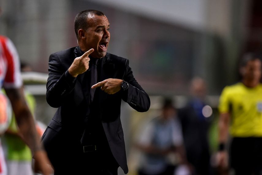 Dudamel fue despedido por incompetencia técnica, dice el presidente de Mineiro