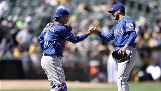 3-2. Chirinos define el triunfo pegando jonrón