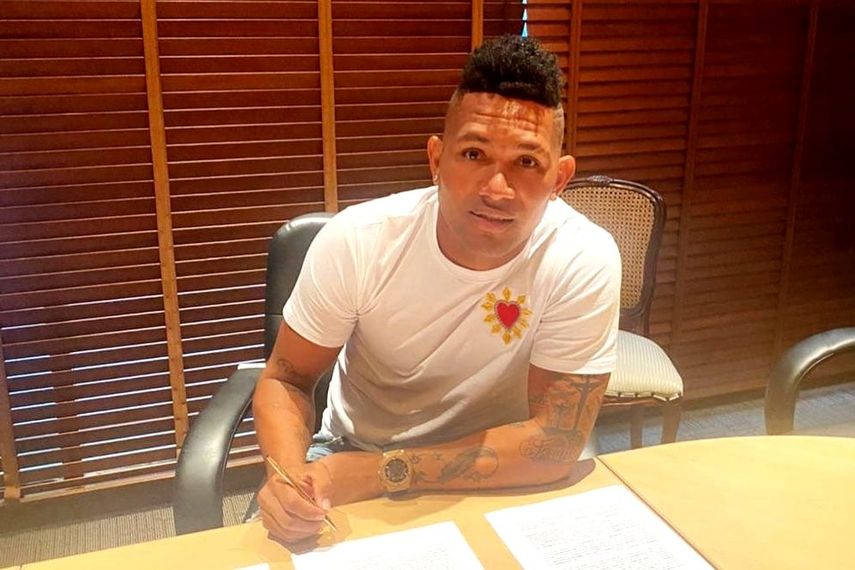 Dinolis fue presentado por La Equidad