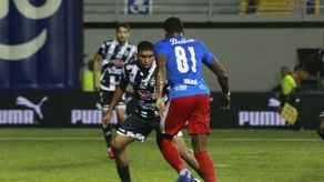LPF. Plaza y Tauro Jugaron el primer partido de la Anaprof en 1988.