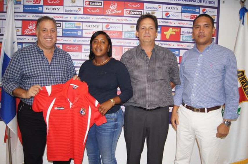Selección Nacional Feminina de Panamá, estará dirigida por Raiza Gutiérrez
