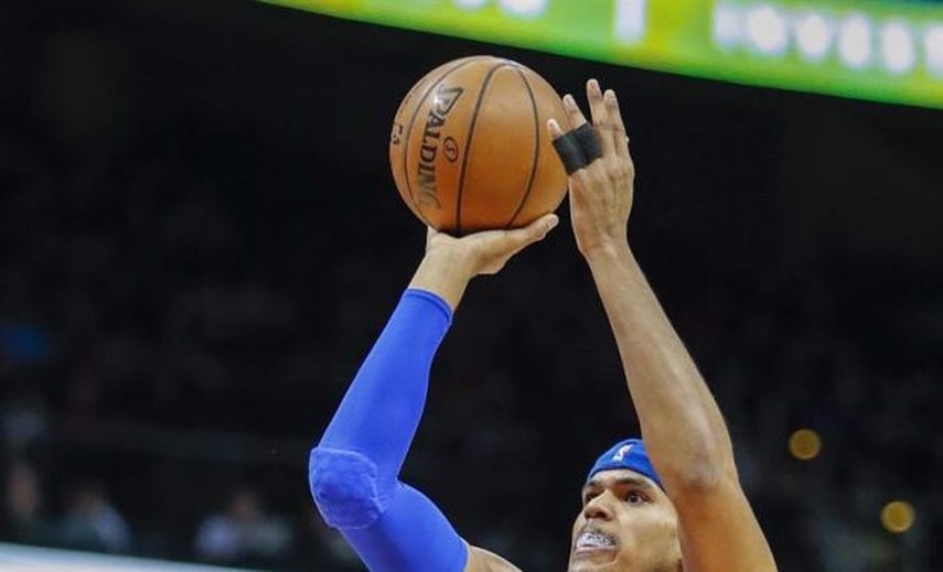 115-114. Pistons vencen con suspense a Hornets, que pierden liderato