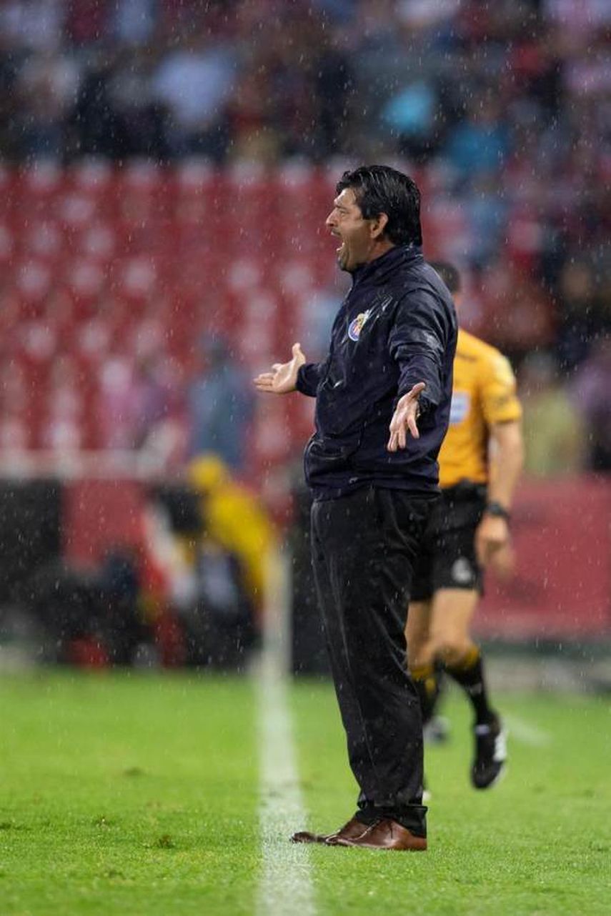 Cardozo se dice despreocupado por posible arribo Marco Fabián al Guadalajara