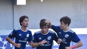 AIP logra su primer triunfo de la mano de Typaldos