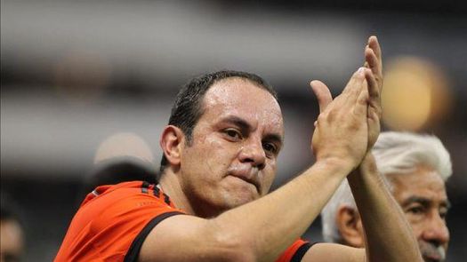 Cuauhtémoc Blanco tira del Puebla y Chivas regresa al triunfo en la Copa MX