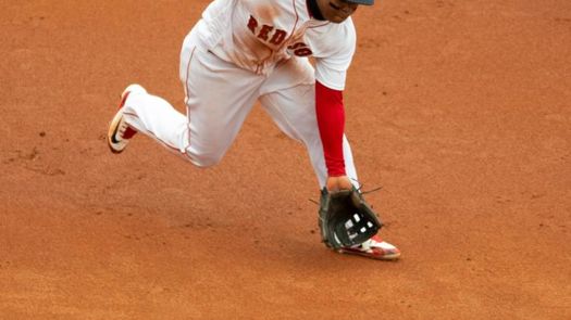7-6. El dominicano Devers lidera remontada y el triunfo de los Medias Rojas