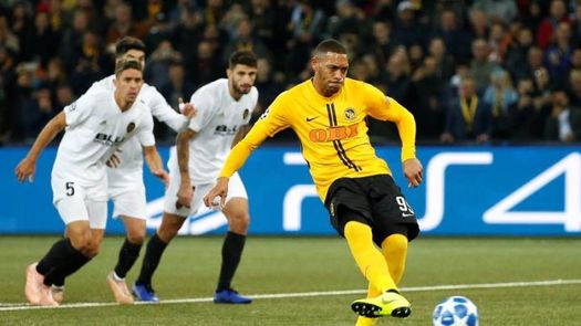 1-1. El Valencia no pasa del empate en Berna y complica su situación en Champions