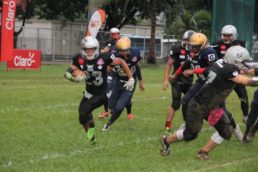 Brader firme candidato en la Varsity Kiwanis