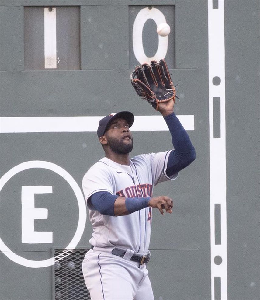 9-6. El cubano Álvarez conecta par de cuadrangulares para los Astros