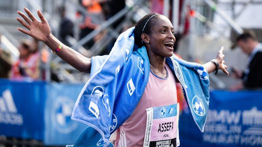 Tigist Assefa, Récord Mundial Femenino en la Maratón