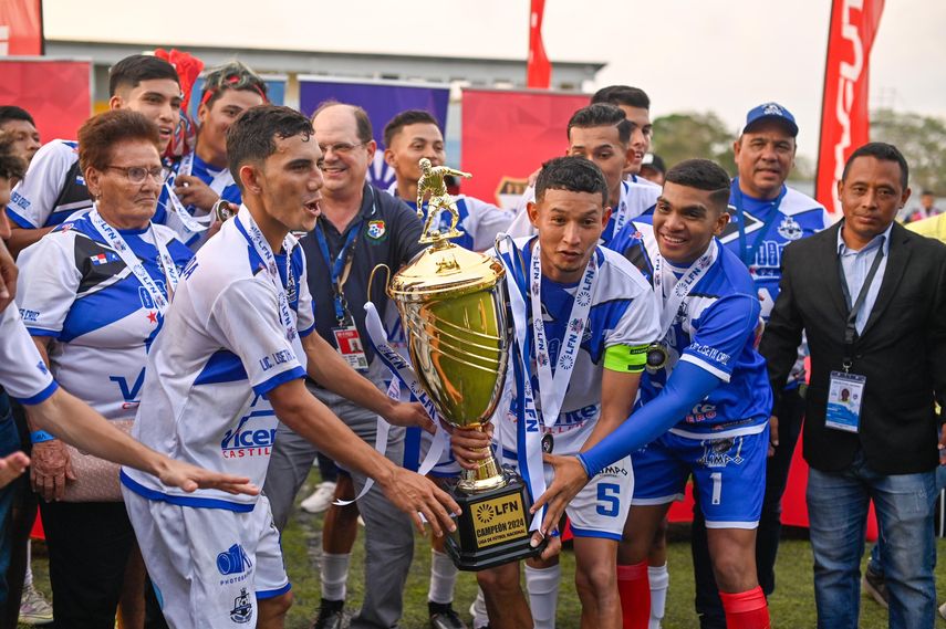 La Familia FC es el nuevo monarca de la Liga de Fútbol Nacional 23/24.