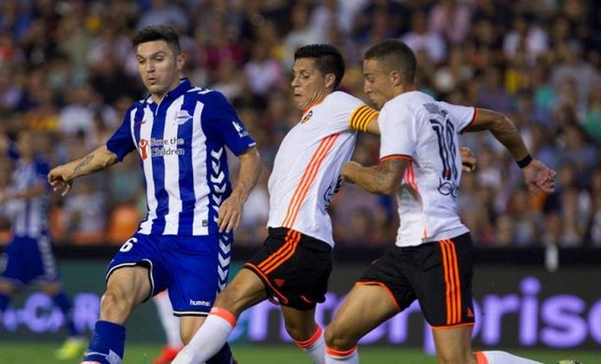 2-1. Primera victoria del Valencia y primera derrota del Alavés