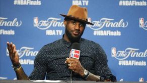 LeBron James siente la derrota pero está contento con el apoyo de los aficionados