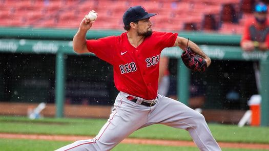 5-3. Devers puso el bate oportuno y Eovaldi puede con los Marlins
