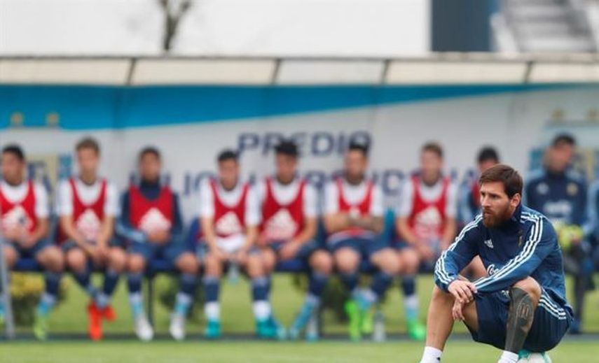Argentina viaja a Uruguay con Messi, Icardi y Dybala como posibles titulares