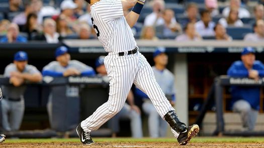 5-1. Teixeira remolca cuatro contra los Reales, que siguen perdiendo