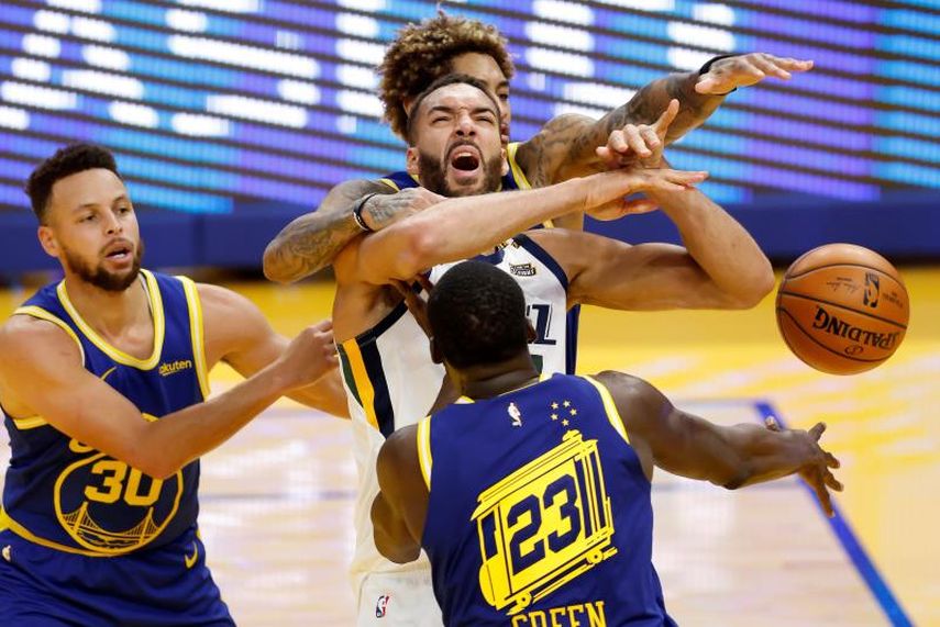 Green aporta triple-doble en la victoria de los Warriors por 131-119 sobre Jazz