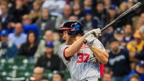 4-2. Strasburg y Soto se combinan en la victoria de los Nacionales