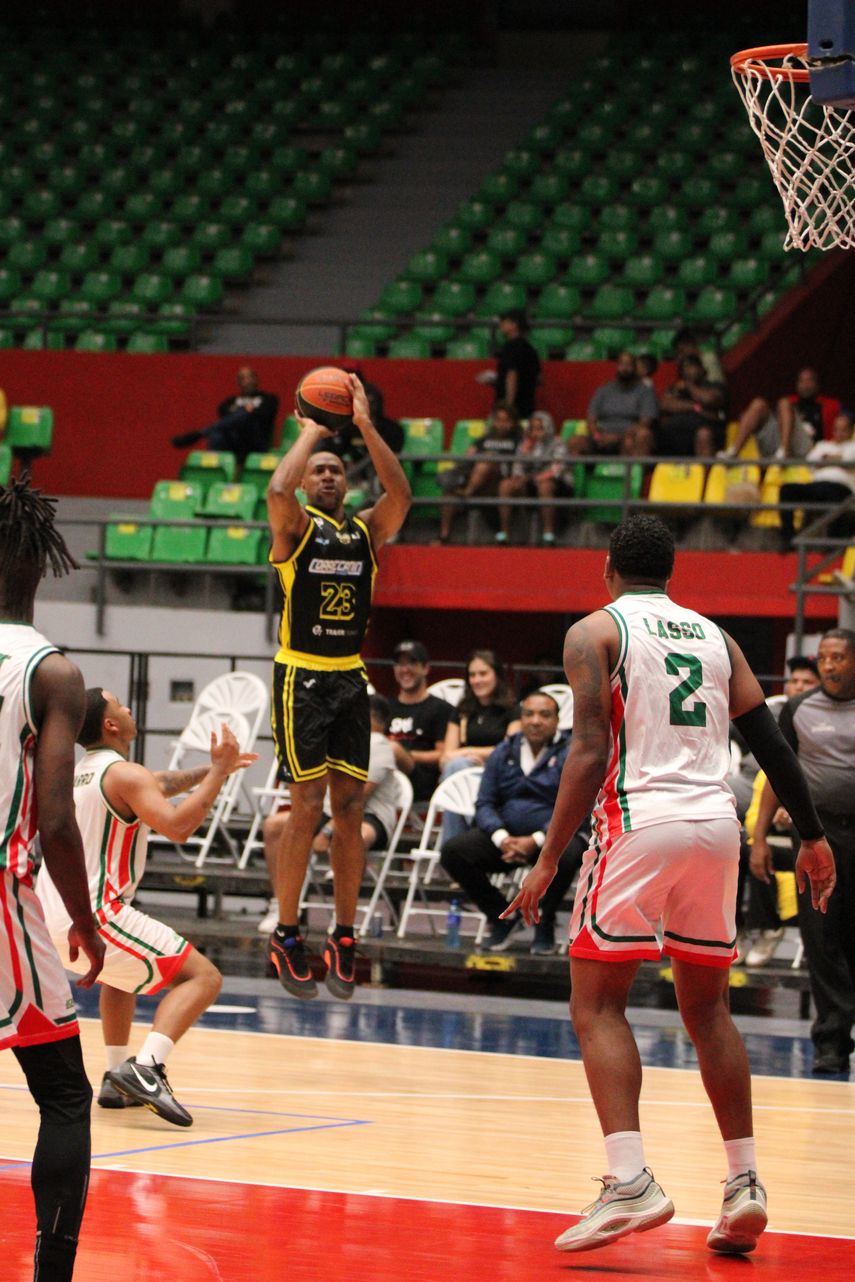 Los Correcaminos de Colón igualaron la serie 1-1 en el Juego 2 de Las Finales de la temporada 2024 de la LPB.&nbsp;