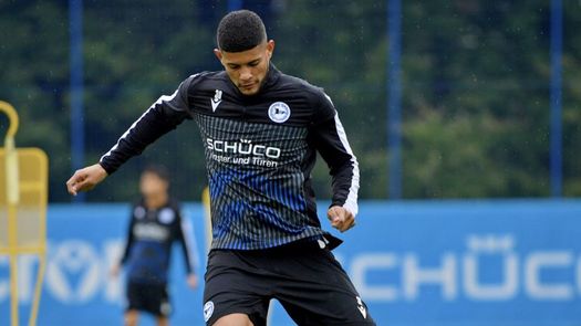 Andrés Andrade debuta en la Bundesliga de Alemania