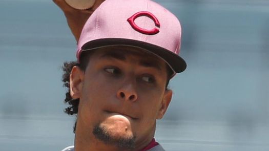 1-0. El dominicano Castillo lanza sólido y domina a los Piratas