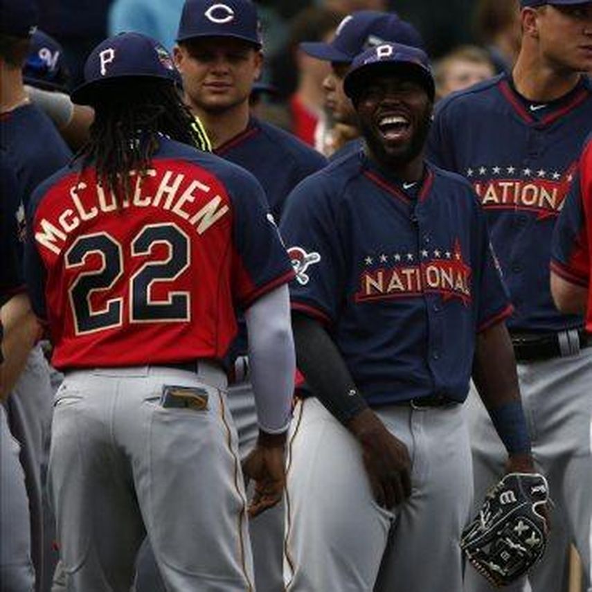 6-3. Worley se respalda en dos jonrones y derrota a los Filis