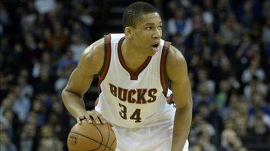113-105. Ante los Lakers, Antetokounmpo amplía la racha triunfal de los Bucks