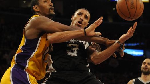 George Hill dice que ahora está enfocado en asunto racial no en el baloncesto